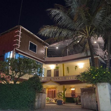 Vedha Beach Resort Alappuzha Bagian luar foto